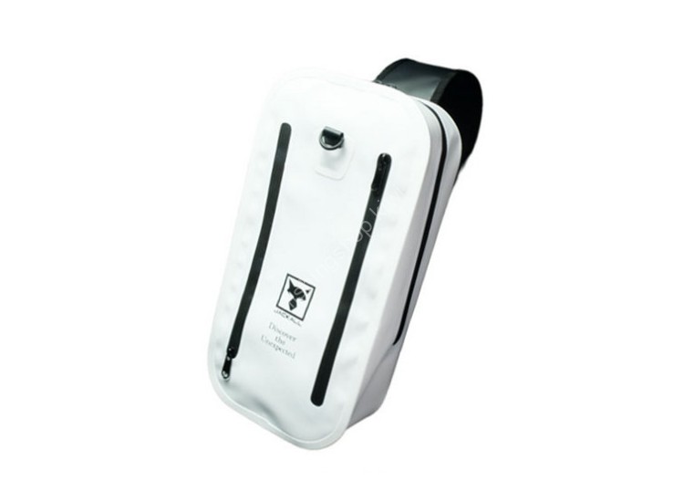 JACKALL WG Shoulder Bag #White