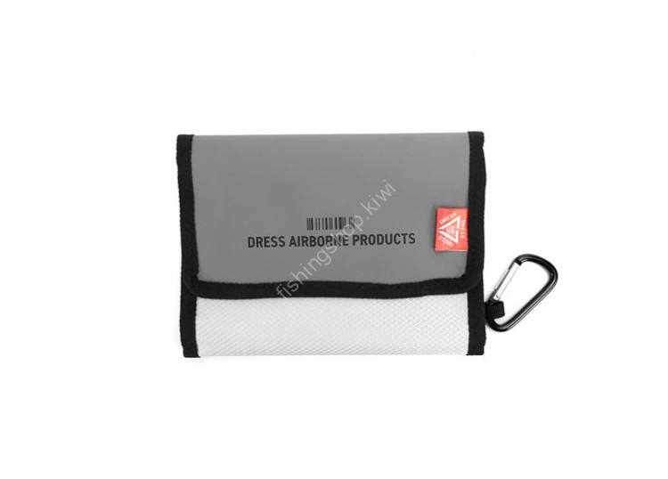 DRESS Worm and Hook Holder M