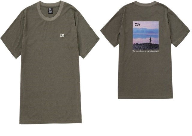 DAIWA DE-6923 Photo Print T-Shirt Lake (Ash Olive) M