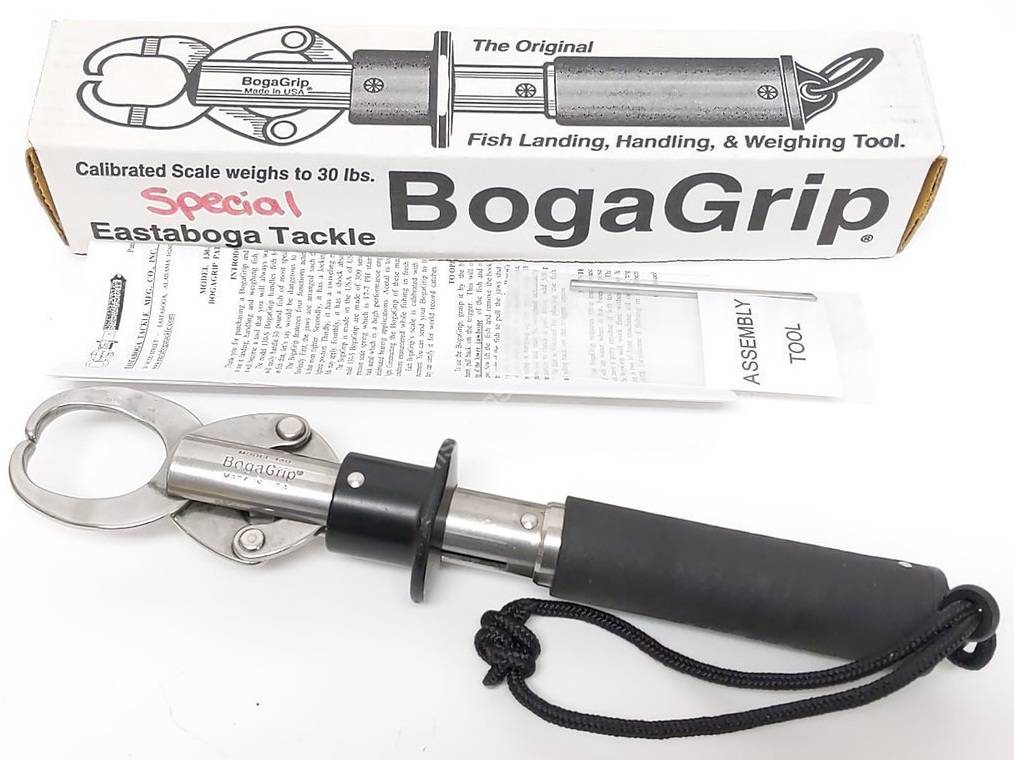 The Boga Grip Fish Landing Handling and Scale Review - AvidMax 