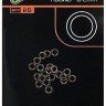 FOX EDGES Kuro Coated Rig Rings 3.2 Medium (25pcs)